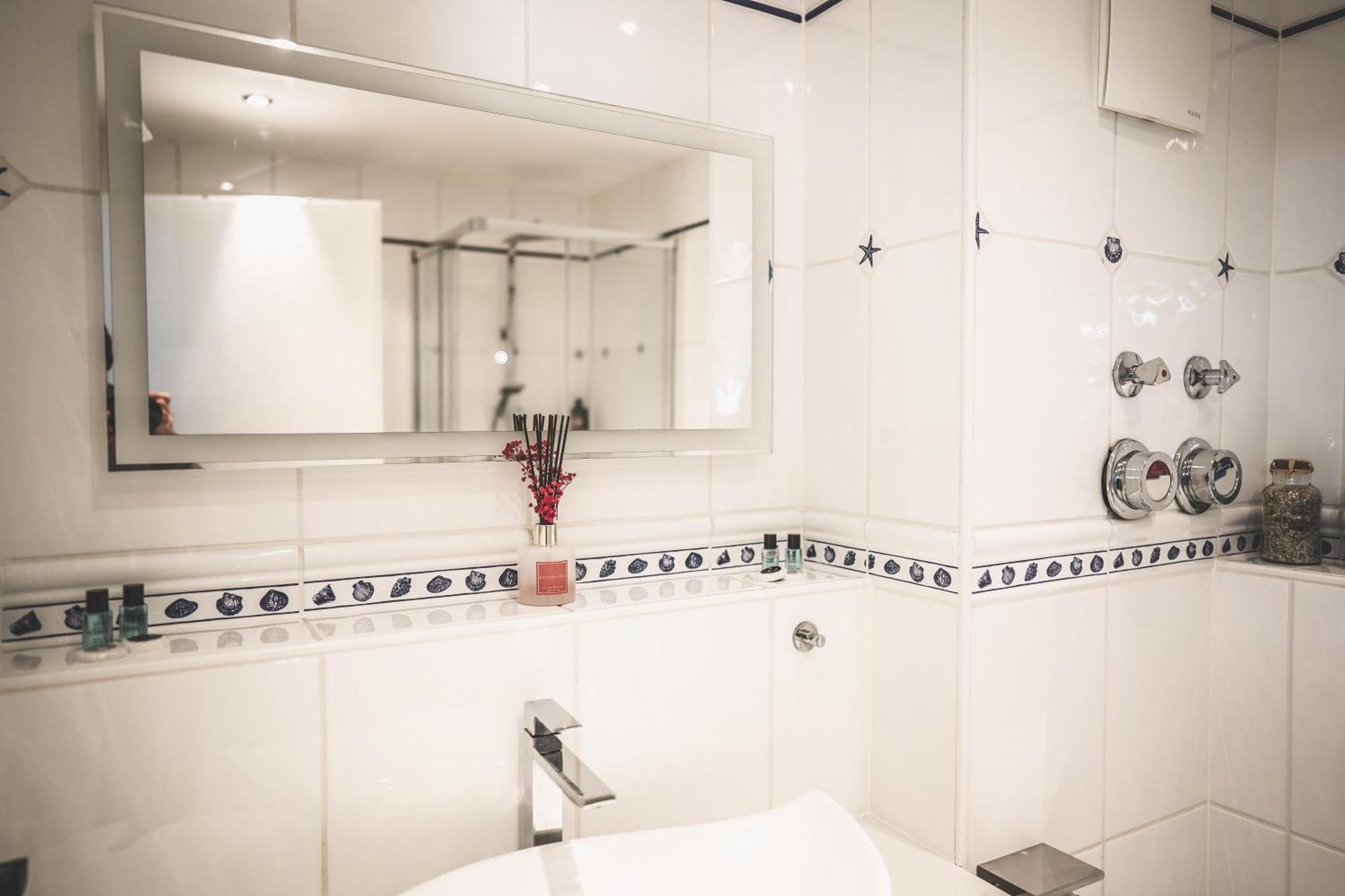 Luxus Maisonette Wohnung Am See, Wehome Premium Sankt Leon-Rot Extérieur photo