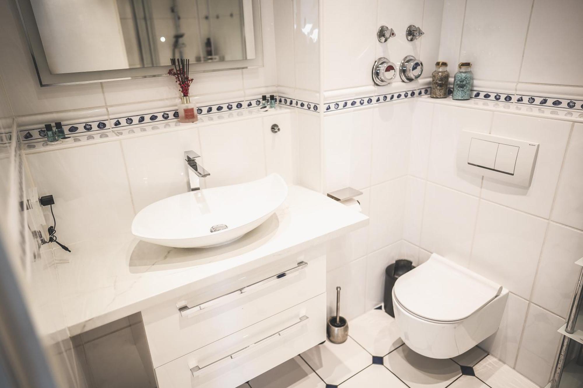 Luxus Maisonette Wohnung Am See, Wehome Premium Sankt Leon-Rot Extérieur photo