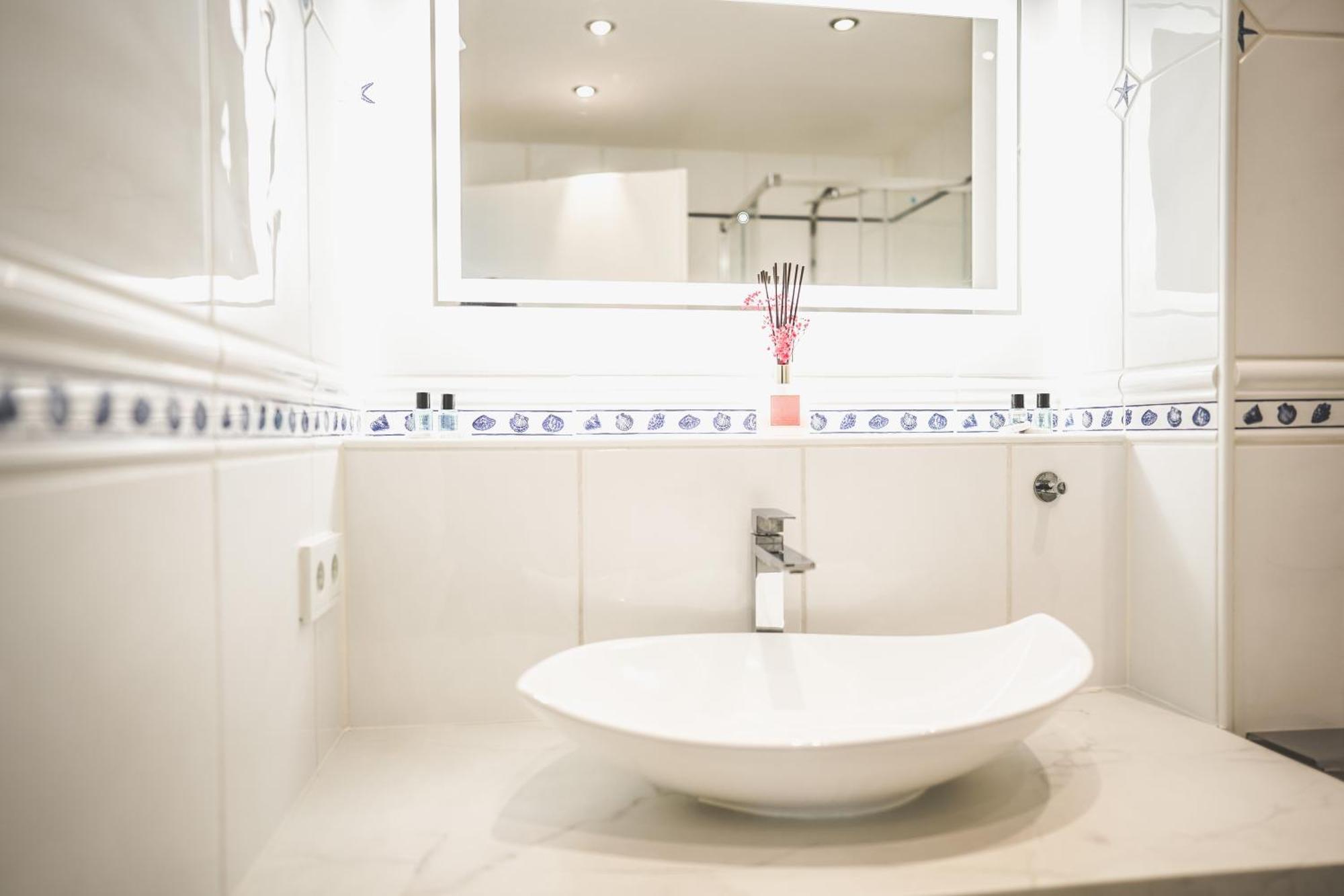 Luxus Maisonette Wohnung Am See, Wehome Premium Sankt Leon-Rot Extérieur photo