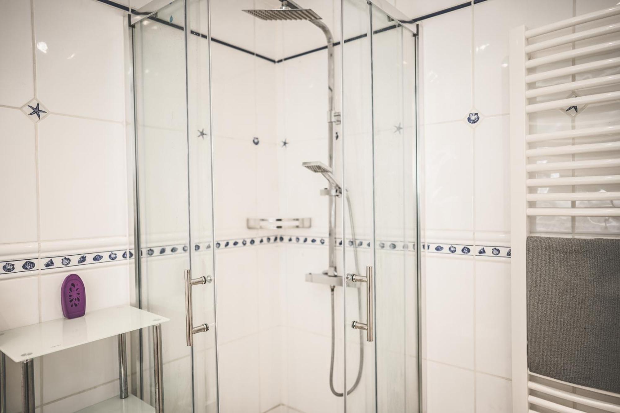 Luxus Maisonette Wohnung Am See, Wehome Premium Sankt Leon-Rot Extérieur photo